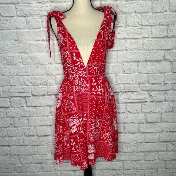 NWT House Of Harlow Mixed Print Deep V-Neck A-Line Mini Dress - Picture 4 of 14